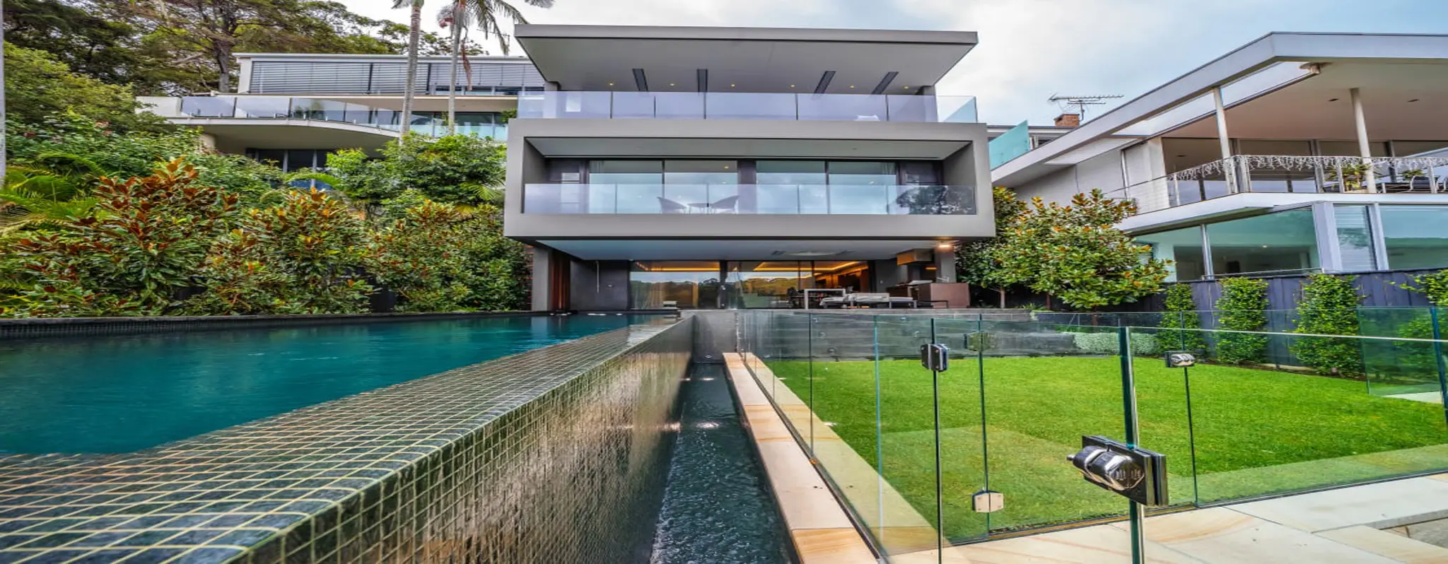 Kitchen with lighting 